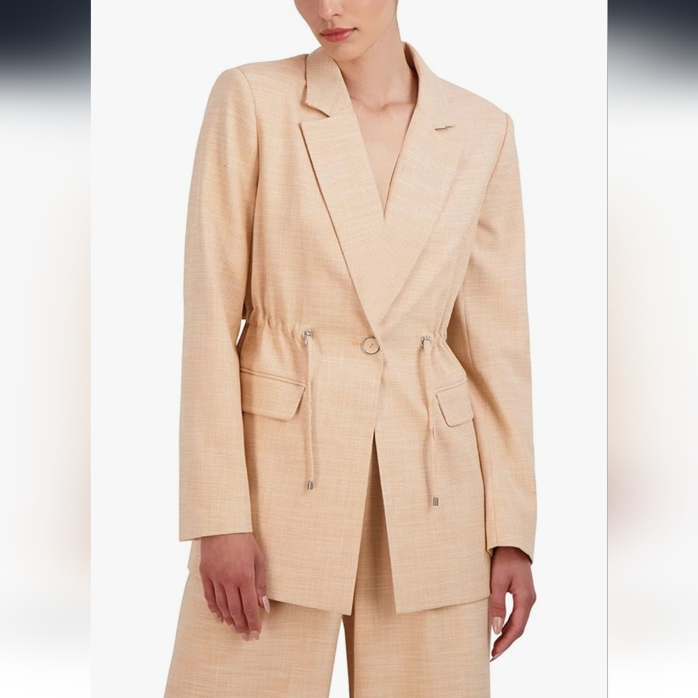 BCBGMaxAzria Beige Blazer